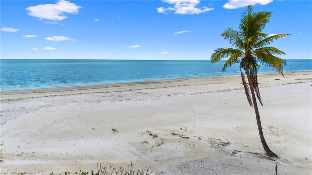 210 Dakota Ave, Fort Myers Beach, FL 33931 Photo