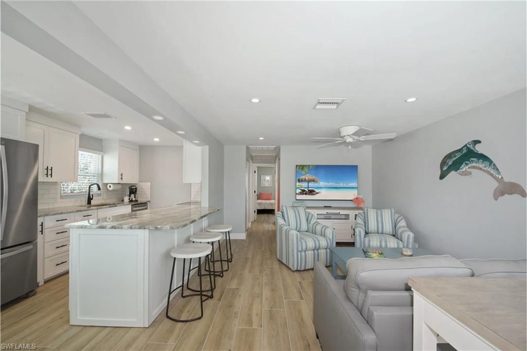 210 Dakota Ave, Fort Myers Beach, FL 33931 Photo
