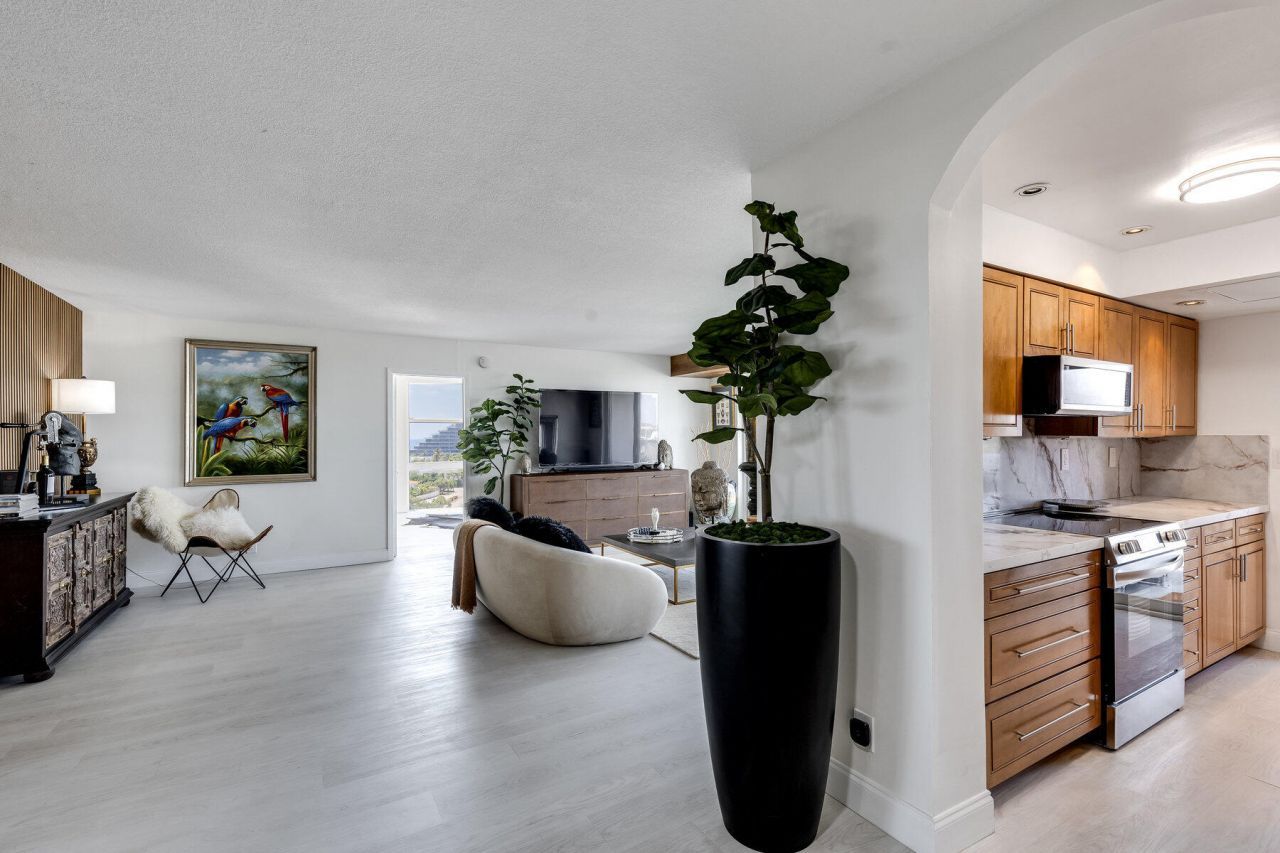 2701 N Ocean Boulevard, Unit 9e, Fort Lauderdale, FL 33308 Photo