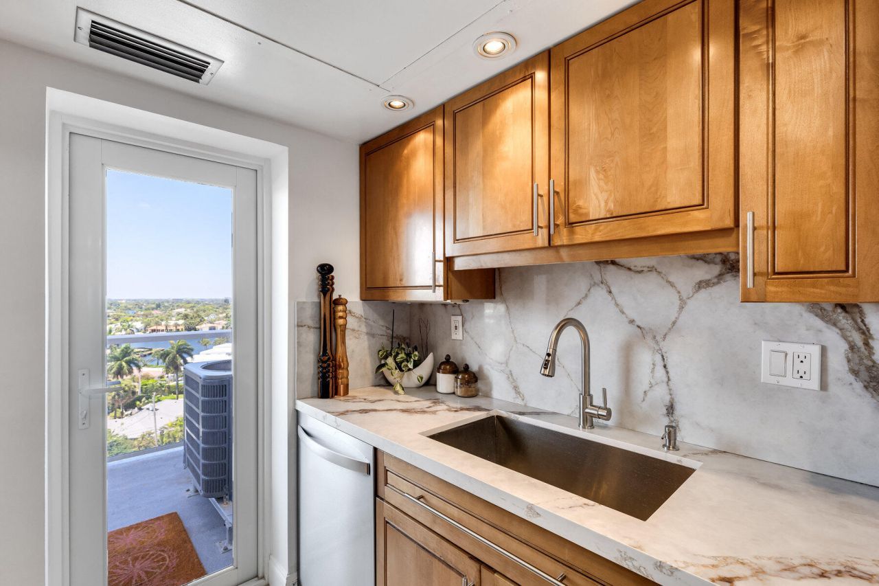 2701 N Ocean Boulevard, Unit 9e, Fort Lauderdale, FL 33308 Photo