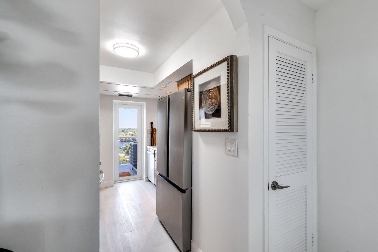 2701 N Ocean Boulevard, Unit 9e, Fort Lauderdale, FL 33308 Photo