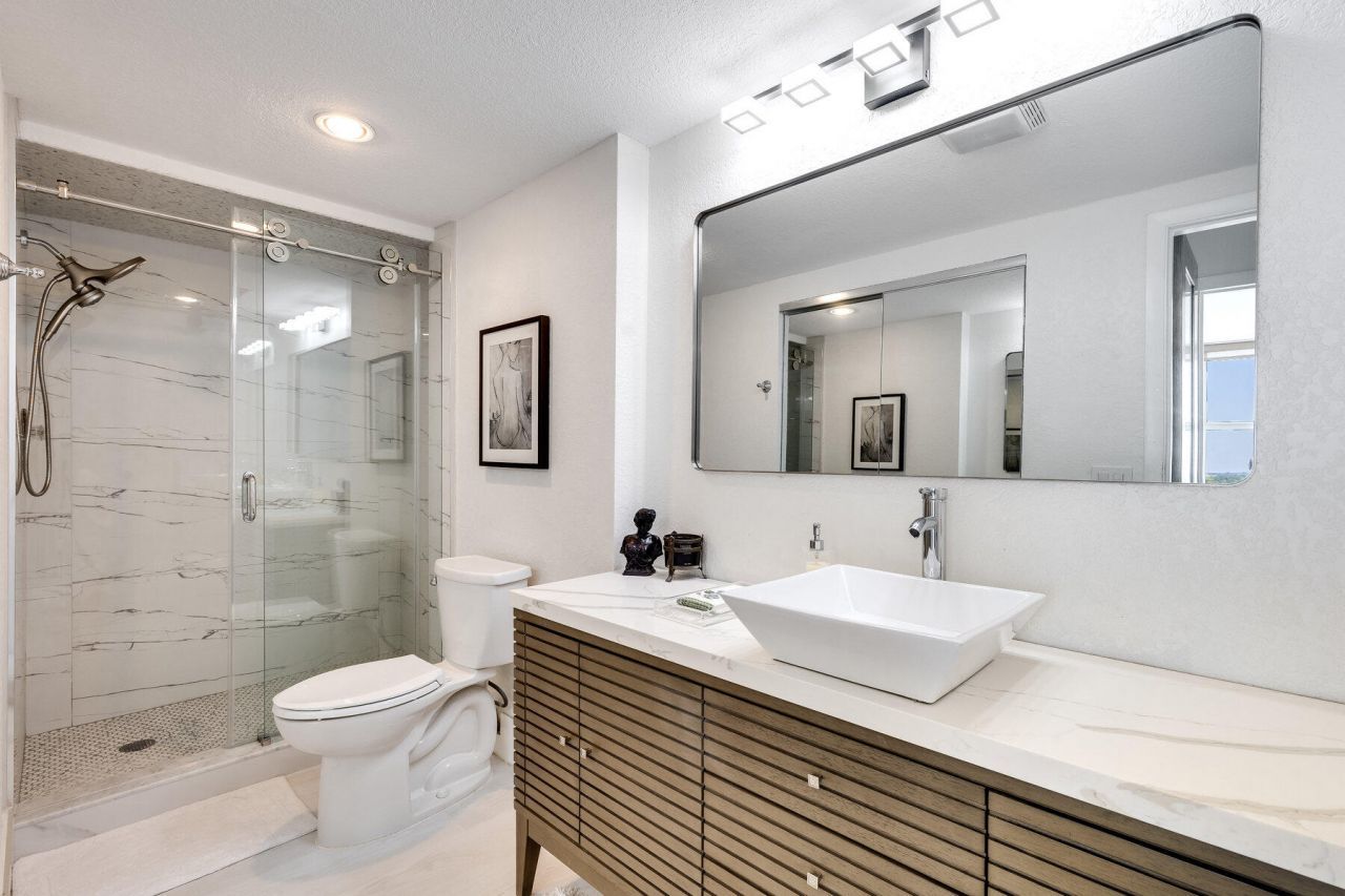 2701 N Ocean Boulevard, Unit 9e, Fort Lauderdale, FL 33308 Photo