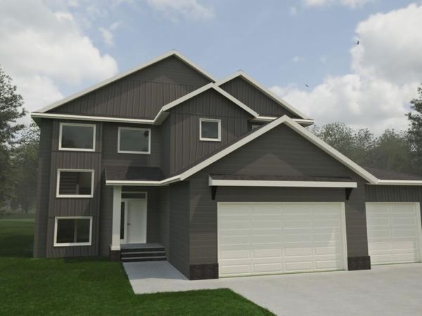 4804 4th Street S, Moorhead, MN 56560