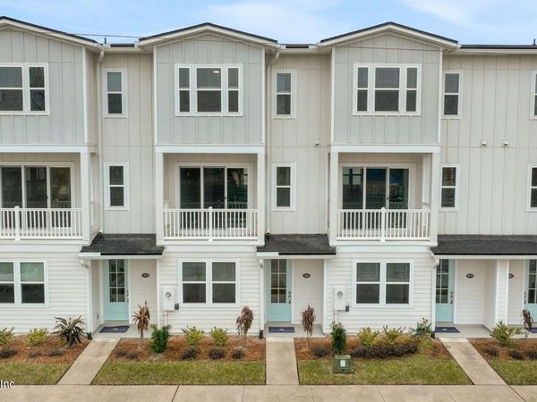 1066 2ND Avenue N, Jacksonville Beach, FL 32250