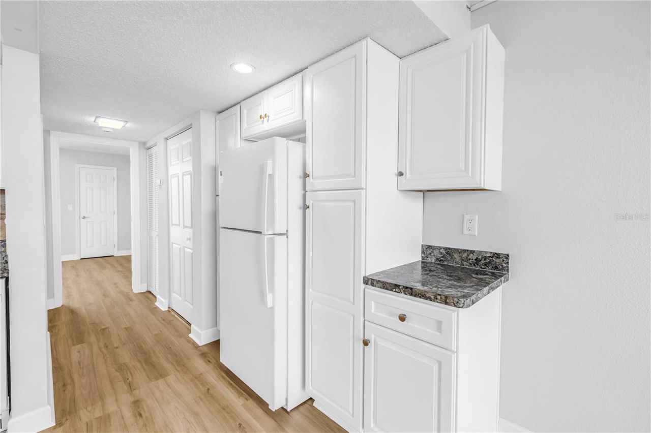 7625 Sun Island Drive S, Unit 106, South Pasadena, FL 33707 Photo