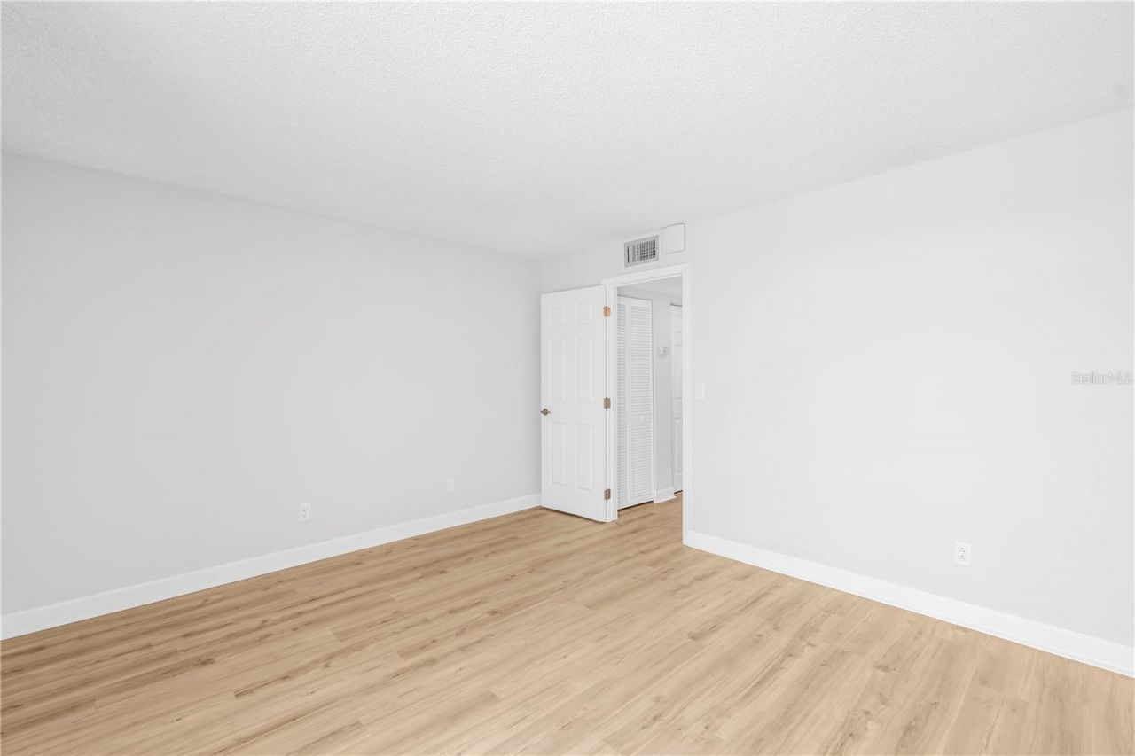 7625 Sun Island Drive S, Unit 106, South Pasadena, FL 33707 Photo
