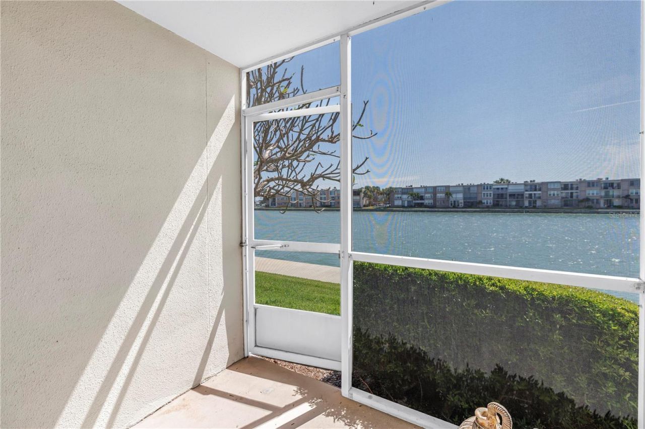 7625 Sun Island Drive S, Unit 106, South Pasadena, FL 33707 Photo