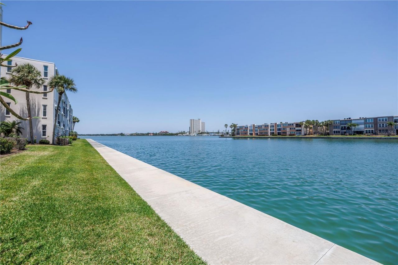 7625 Sun Island Drive S, Unit 106, South Pasadena, FL 33707 Photo