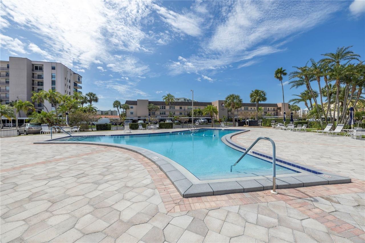 7625 Sun Island Drive S, Unit 106, South Pasadena, FL 33707 Photo