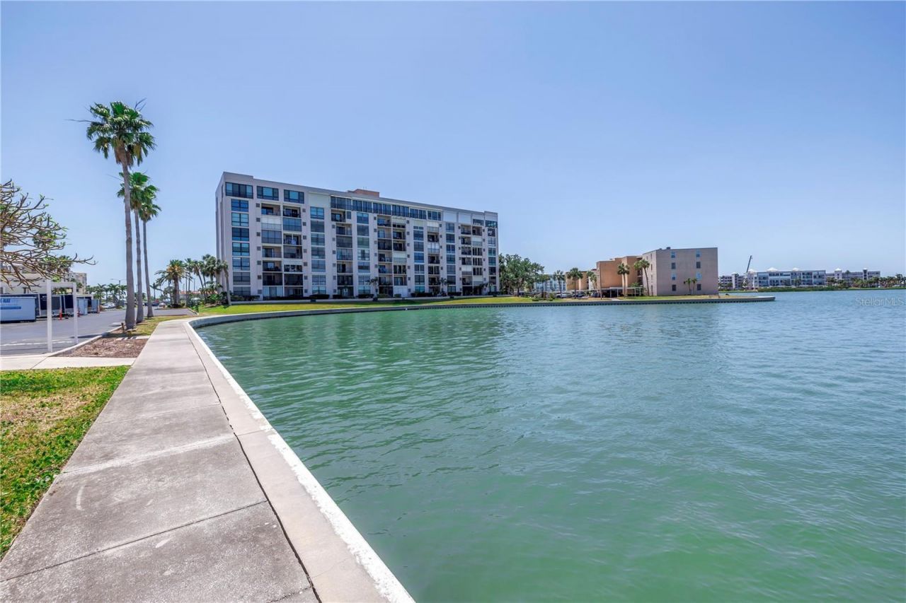 7625 Sun Island Drive S, Unit 106, South Pasadena, FL 33707 Photo
