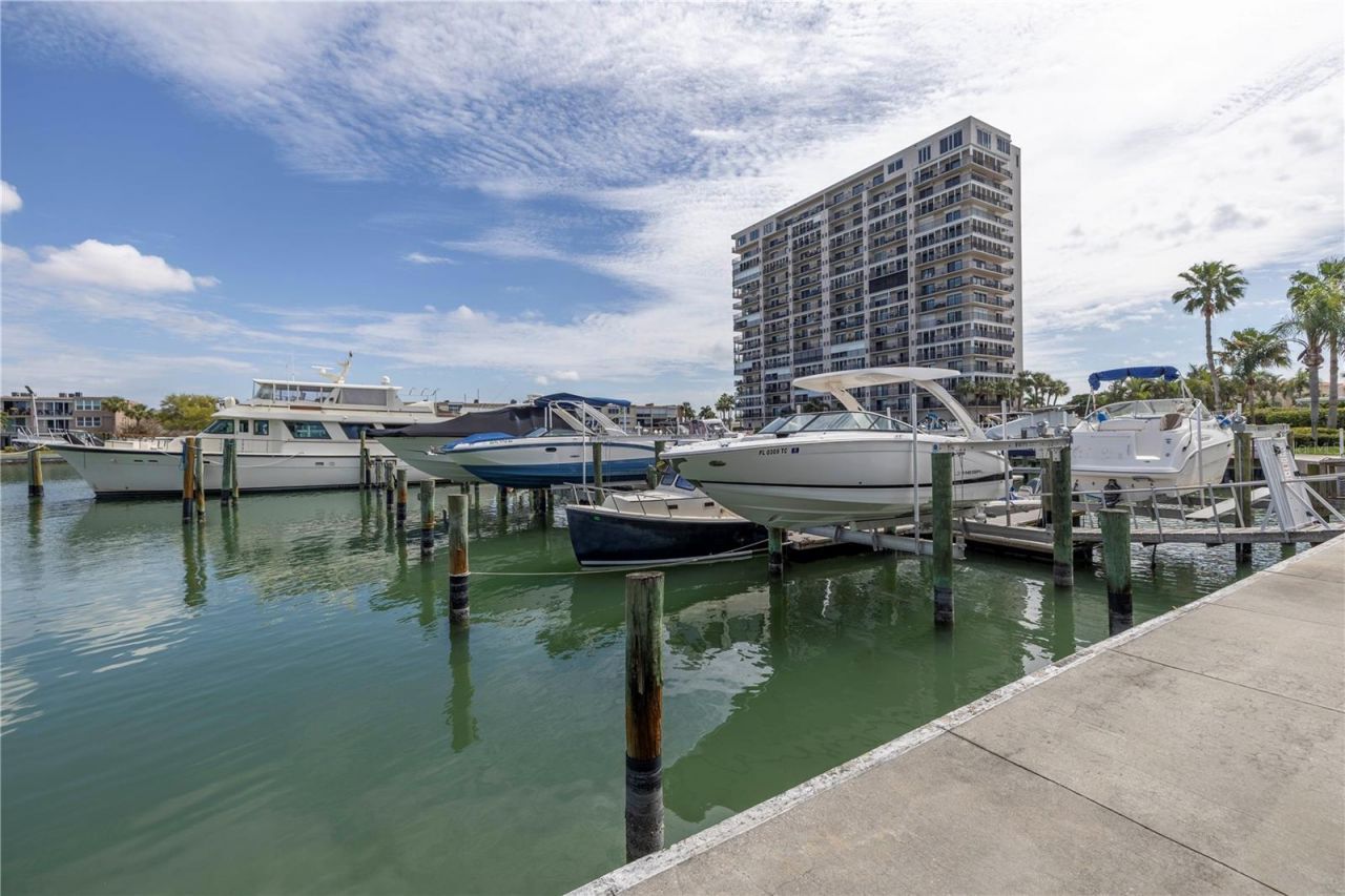 7625 Sun Island Drive S, Unit 106, South Pasadena, FL 33707 Photo