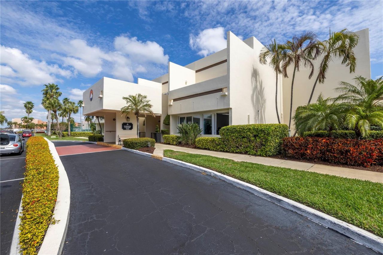 7625 Sun Island Drive S, Unit 106, South Pasadena, FL 33707 Photo