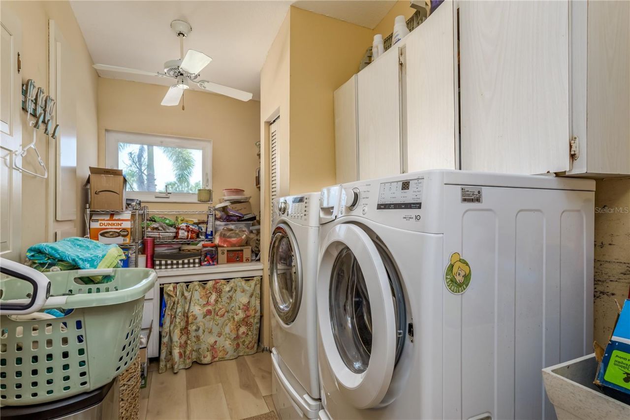 2202 Donato Drive, Belleair Beach, FL 33786 Photo