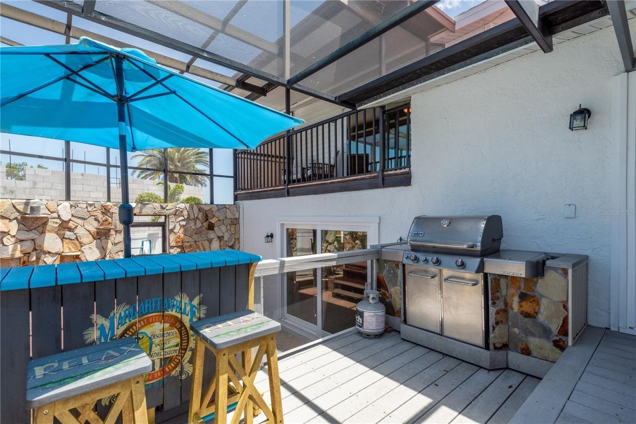 2202 Donato Drive, Belleair Beach, FL 33786 Photo