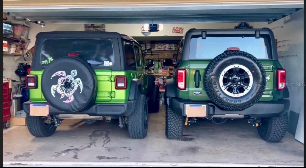 2202 Donato Drive, Belleair Beach, FL 33786 Photo