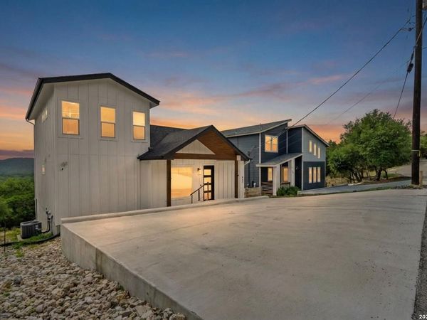 537 Dusty Saddle, Canyon Lake, TX 78133