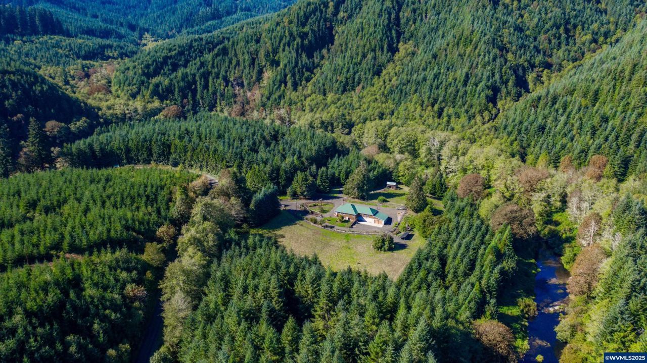 9602 Harlan Rd, Eddyville, OR 97343 Main Photo