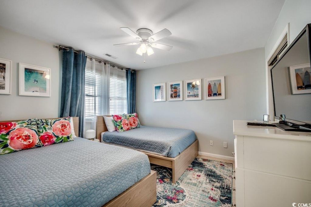 201 N Hillside Dr. Photo 18