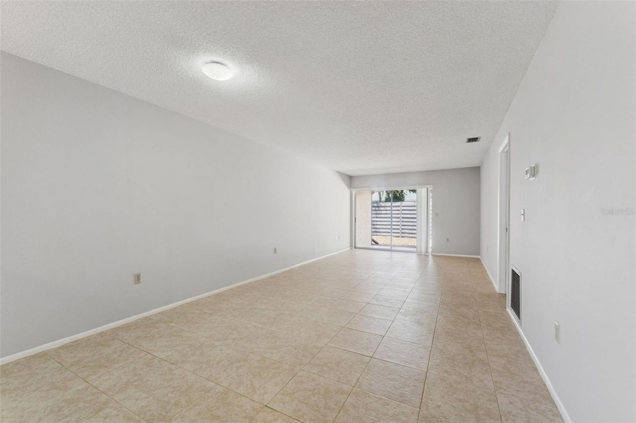 2640 Woodgate Lane, Unit F6, Sarasota, FL 34231 Photo