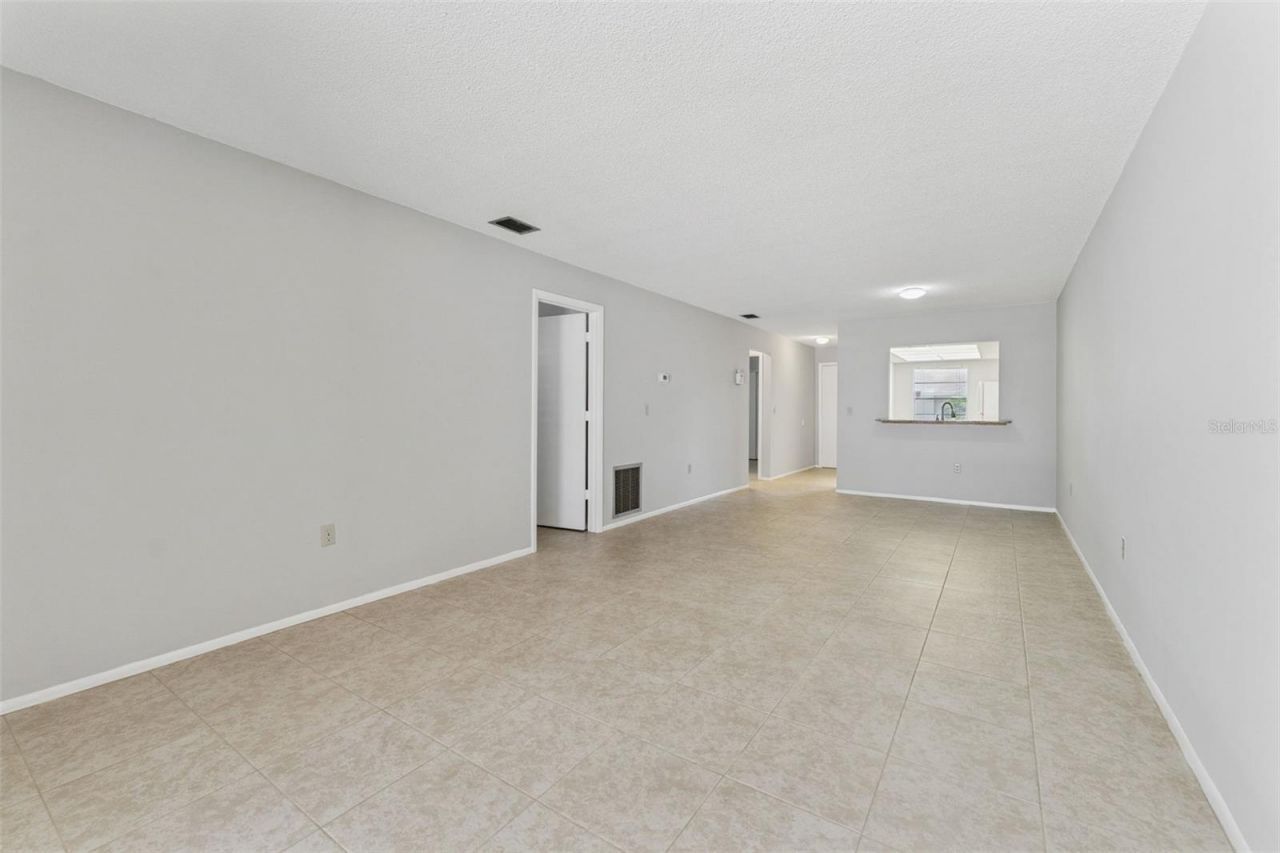 2640 Woodgate Lane, Unit F6, Sarasota, FL 34231 Photo