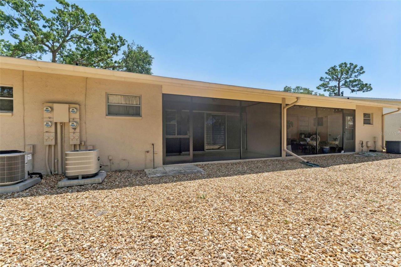 2640 Woodgate Lane, Unit F6, Sarasota, FL 34231 Photo