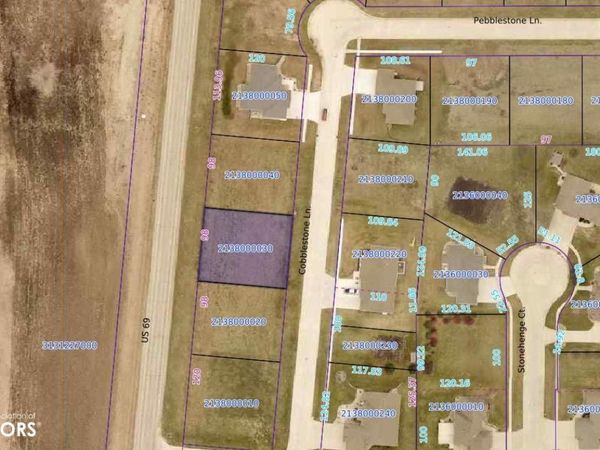 970 Cobblestone Lane, Garner, IA 50438