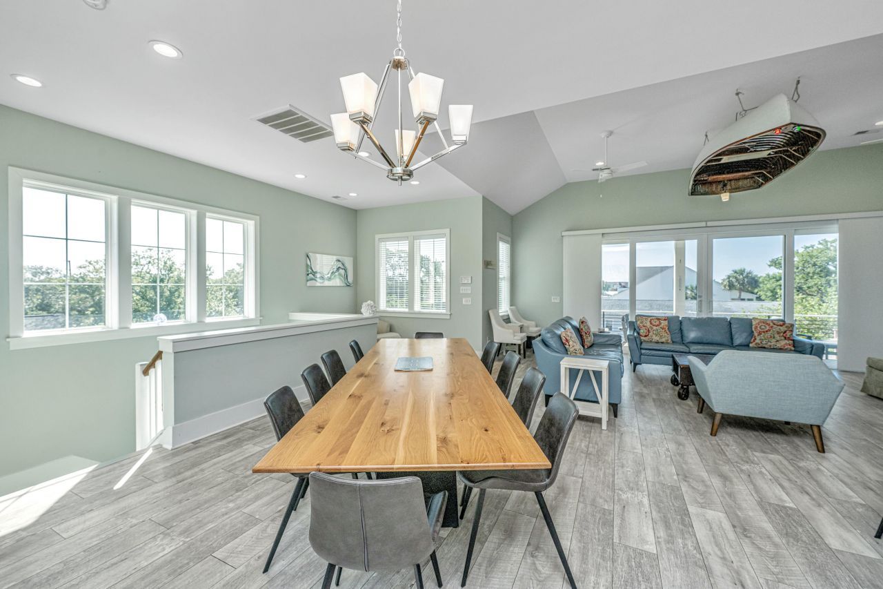 2501 Myrtle Street Photo 10