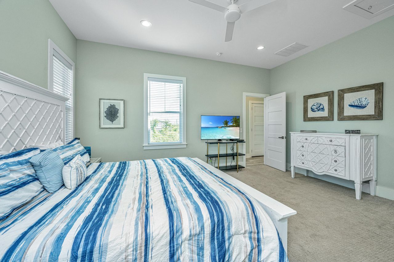 2501 Myrtle Street Photo 24