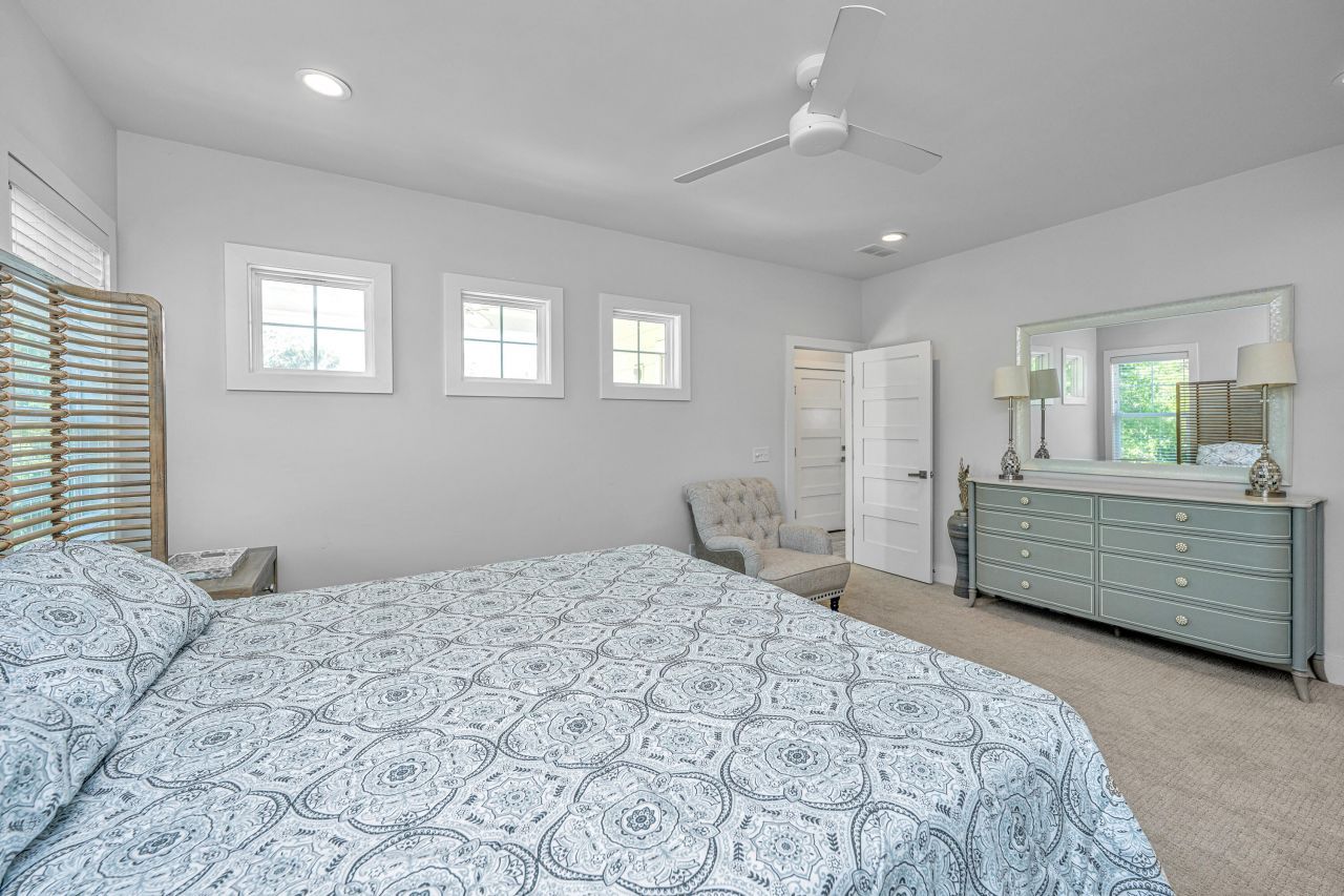 2501 Myrtle Street Photo 30