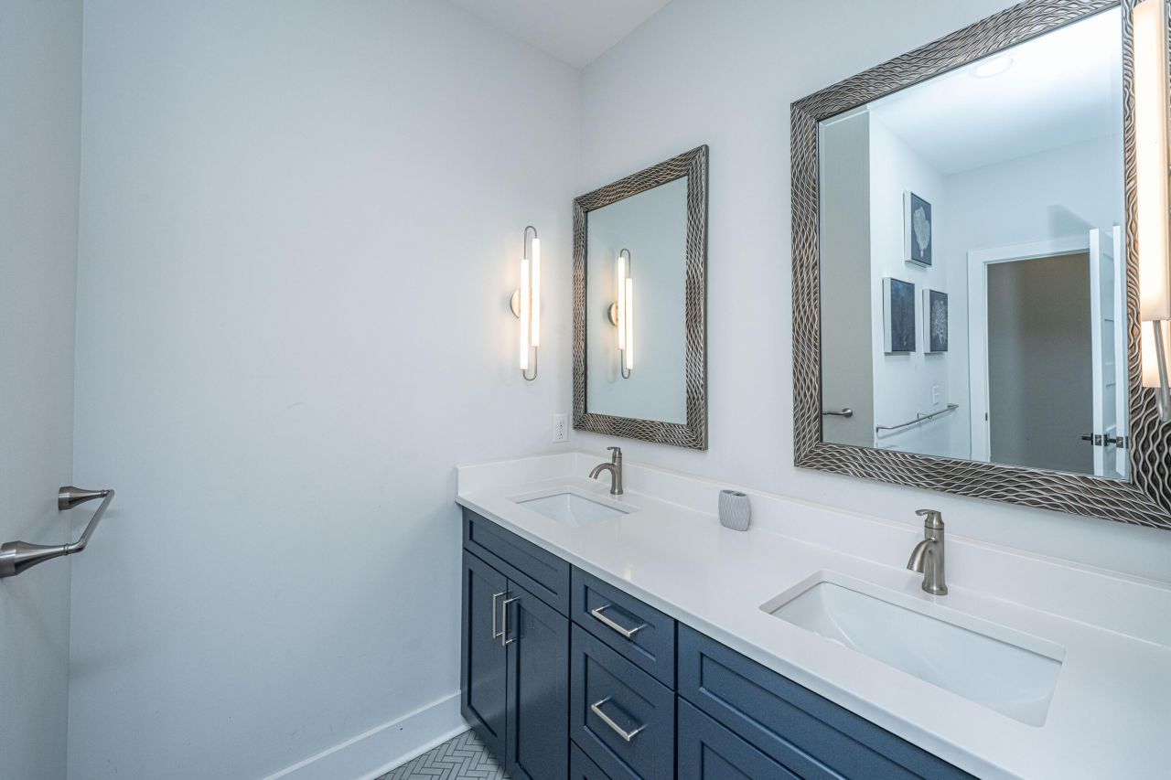 2501 Myrtle Street Photo 37