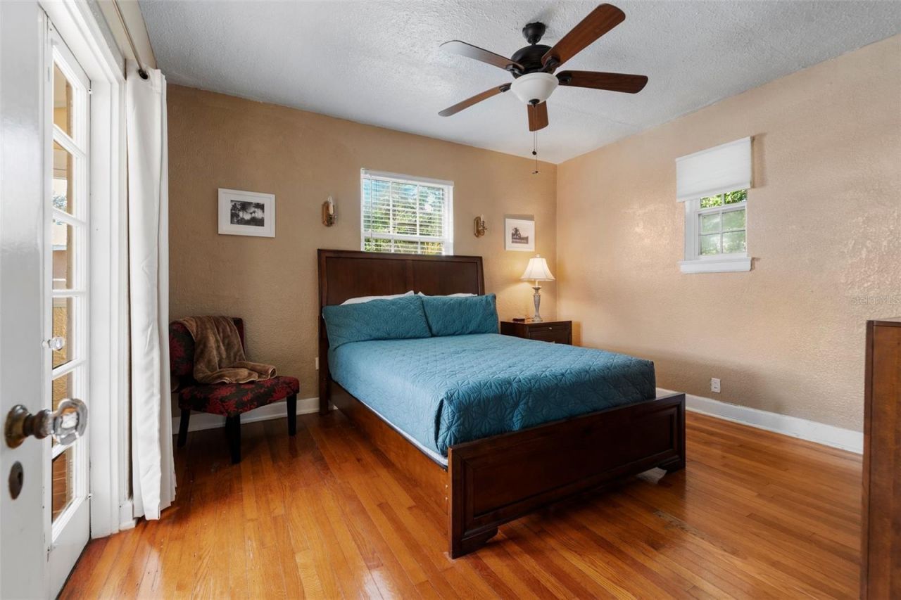 344 N Lantana Avenue N, Sarasota, FL 34243 Photo