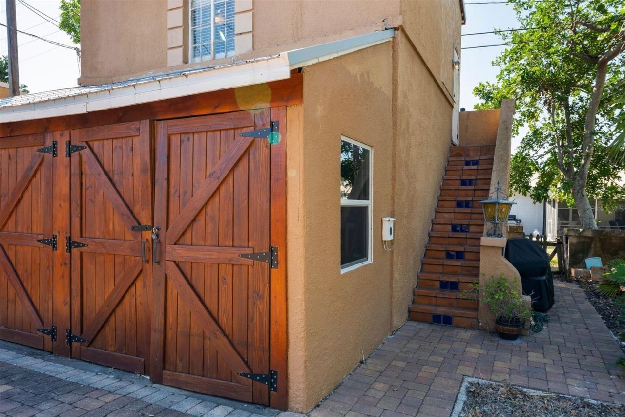 344 N Lantana Avenue N, Sarasota, FL 34243 Photo