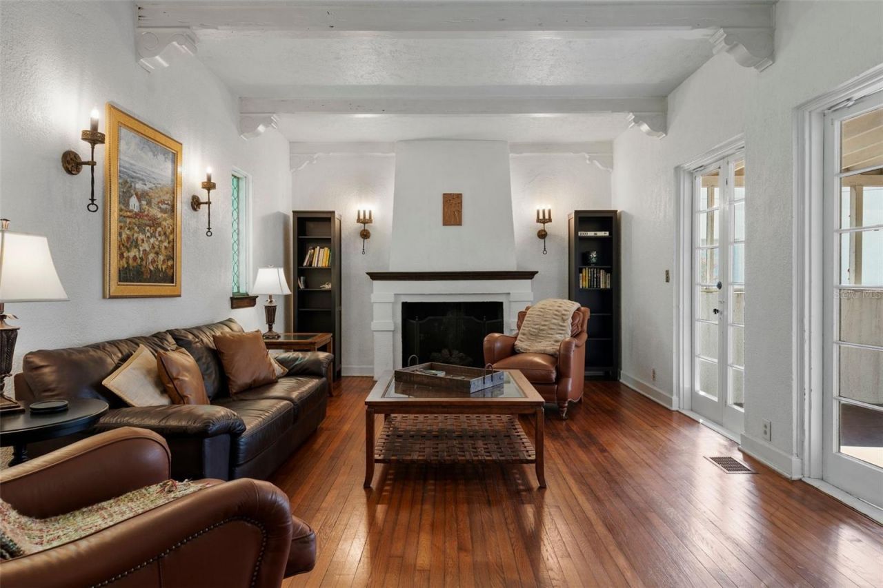 344 N Lantana Avenue N, Sarasota, FL 34243 Photo