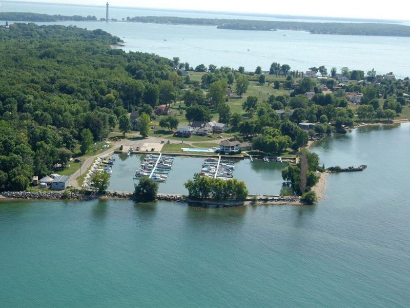 1053 Harborview Drive, Middle Bass Island, OH 43446 Photo 10