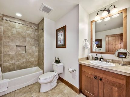 8001 Northstar Drive, Truckee, CA 96161 Photo