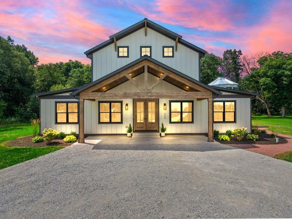 548 E 1400 S, Kouts, IN 46347