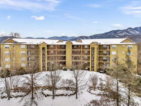 338 Pinnacle View Way, Unit 132, Gatlinburg, TN 37738