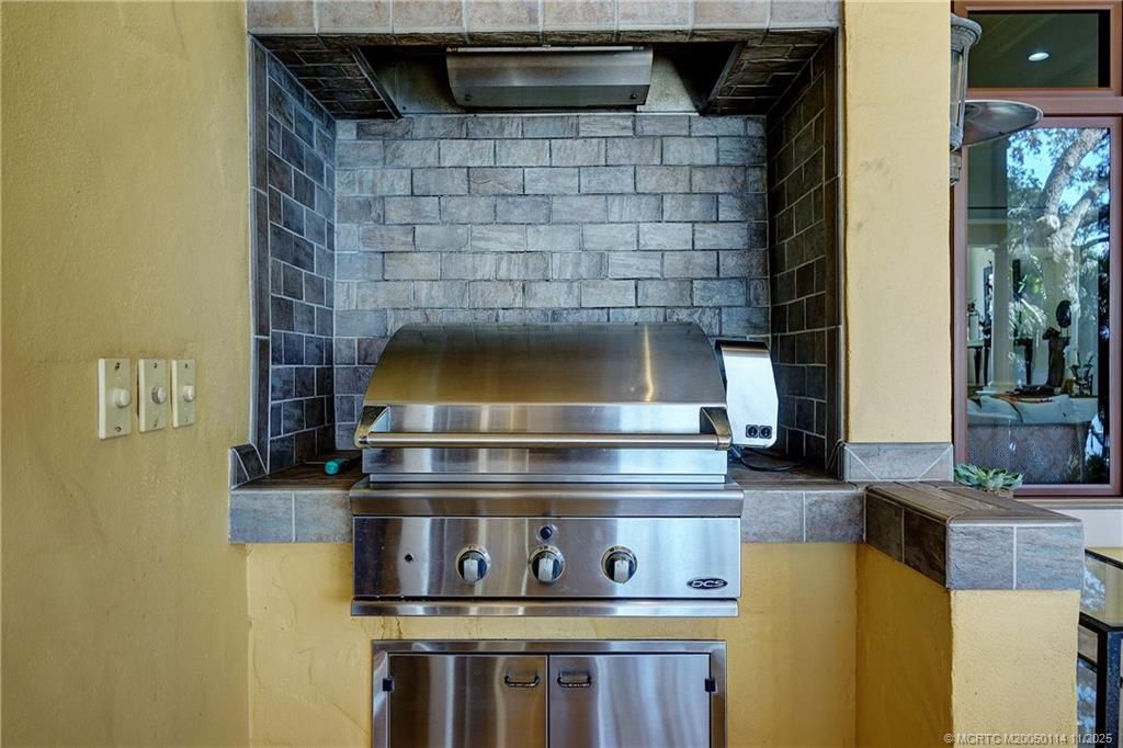 31 N River Road, Stuart, FL 34996 Photo