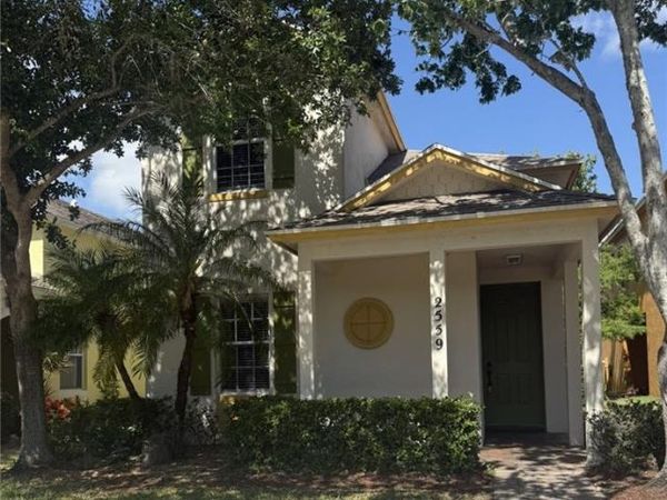 2559 SE Ruskin Drive, Port St Lucie, FL 34952