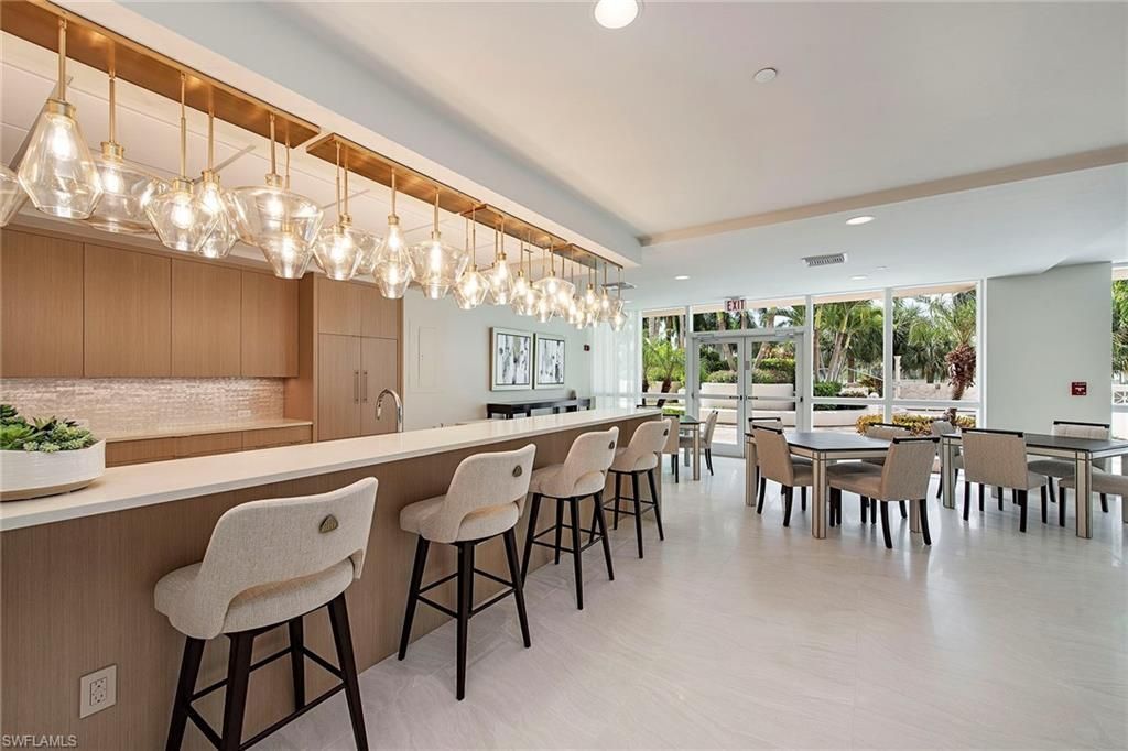 4255 Gulf Shore Blvd N, Unit 1403, Naples, FL 34103 Photo