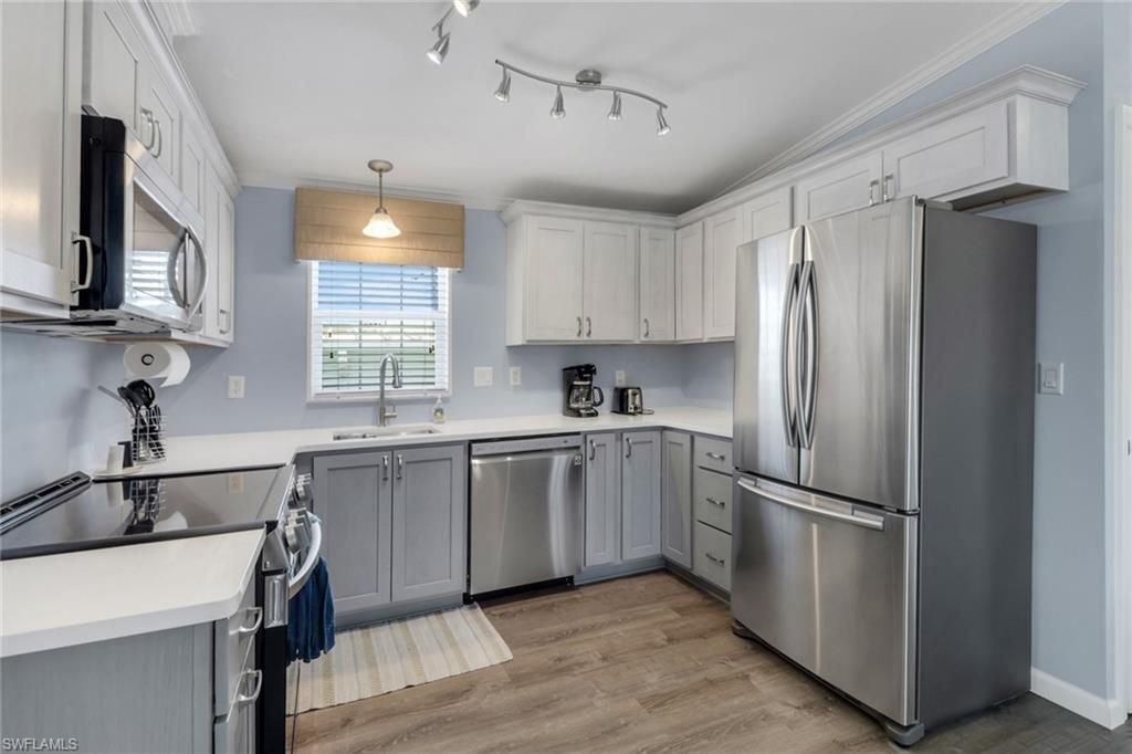 20721 Basin Dr, Estero, FL 33928 Photo