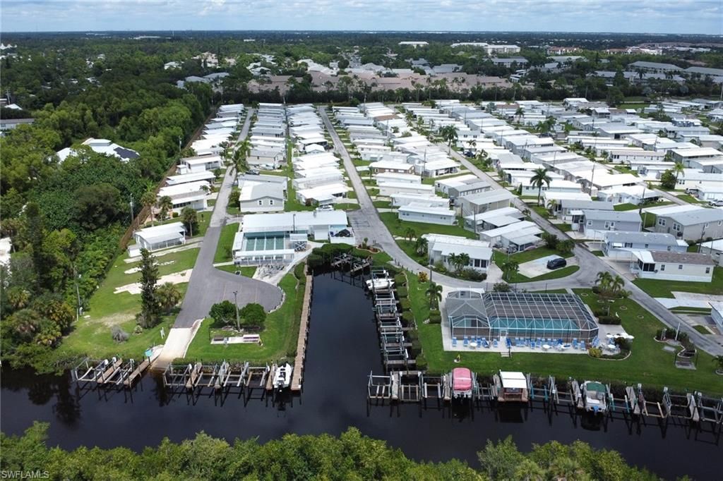 20721 Basin Dr, Estero, FL 33928 Photo