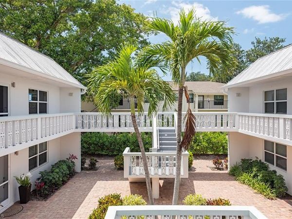 780 10th AVE S, Unit 23, NAPLES, FL 34102