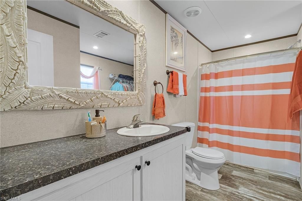 7157 Ladyfish Dr, Saint James City, FL 33956 Photo