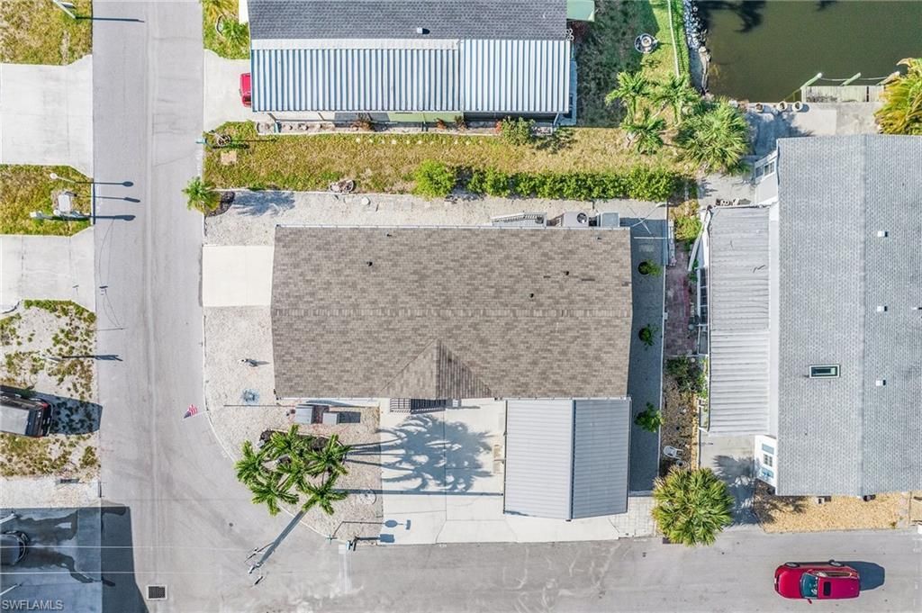 7157 Ladyfish Dr, Saint James City, FL 33956 Photo