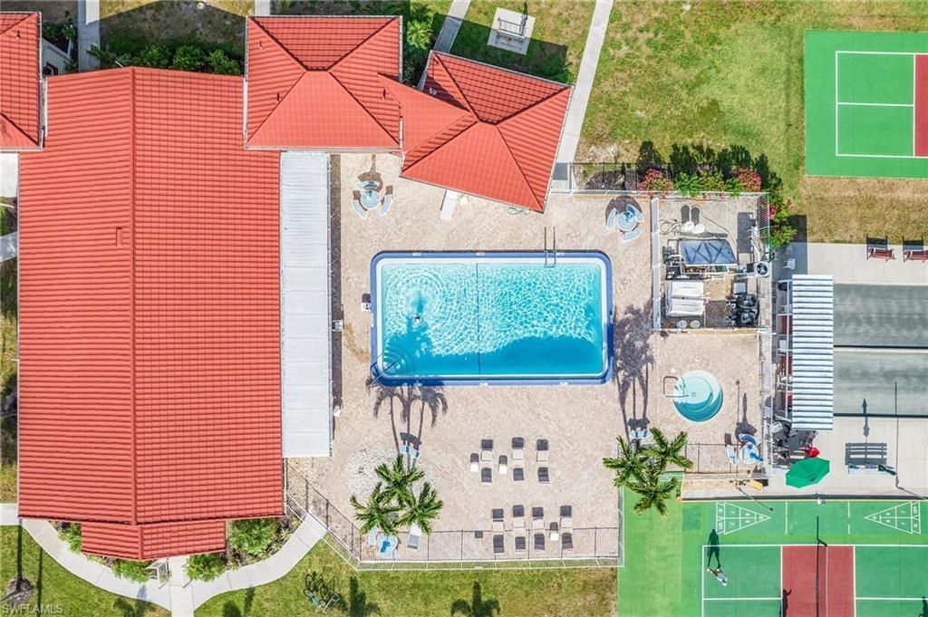 7157 Ladyfish Dr, Saint James City, FL 33956 Photo