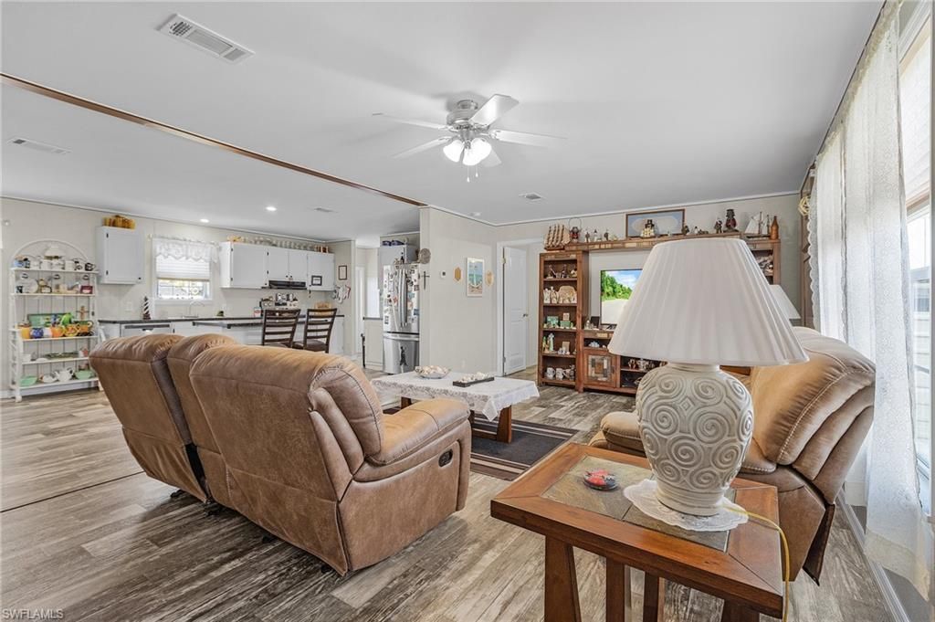 7157 Ladyfish Dr, Saint James City, FL 33956 Photo