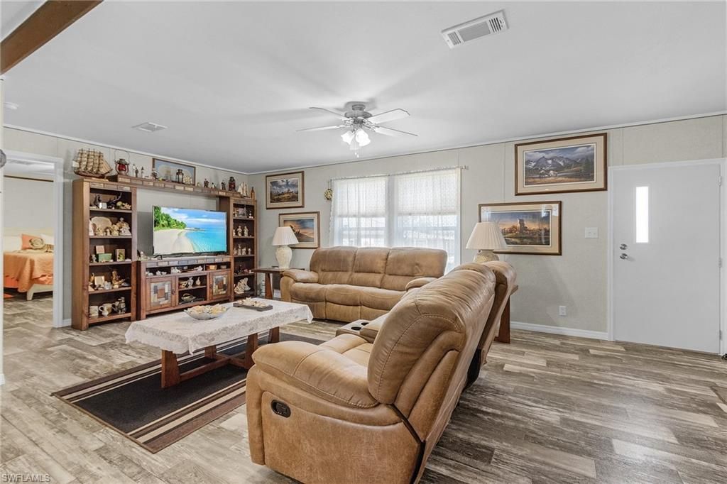 7157 Ladyfish Dr, Saint James City, FL 33956 Photo