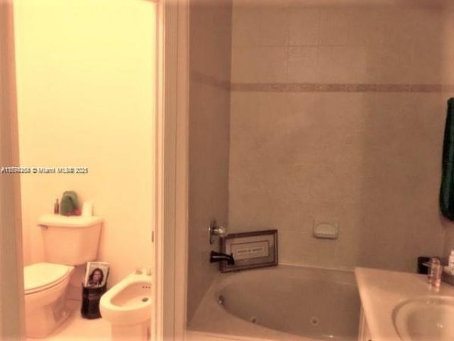 4854 NW 110th Pl, Doral, FL 33178 Photo