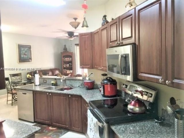 4854 NW 110th Pl, Doral, FL 33178 Photo